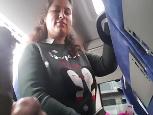 Seduces Milf To Suck&jerk His Dick In Bus 10 Min