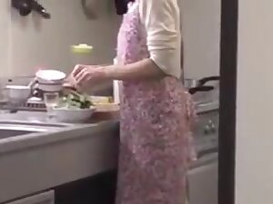 SPRD-806 Step mother-inoue-ayako
