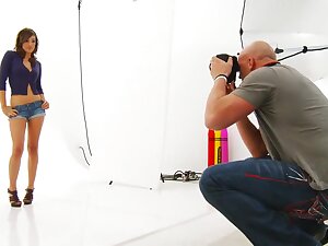 Eighteen Year Old Does First Porn Shoot