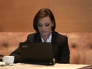 Fabuleux Cunnilingus, Brunette sex video