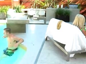 Evita Pozzi Milf and teens 18+ Threesome