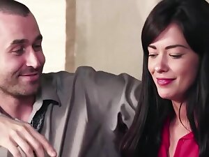 XY CUCKOLD SHARES WIFEY WITH STRANGER HD