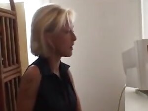 Delfynn delage au gyneco