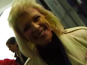 Mamie avec un