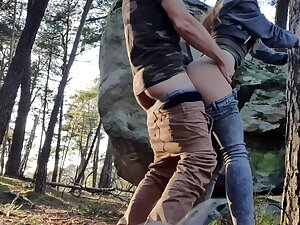 On Decide De Baiser Dans Foret Pour Le Nouvel An Quelquun Nous A Vu