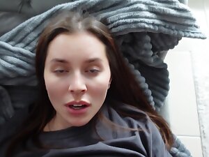 Three Orgasms In A Row For A Juicy Whore In Pantyhose!