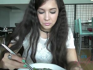 ATKGirlfriends video: Caroline Ray offers to show you her bush!