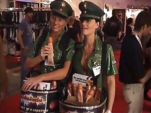 1 Tag Auf Der Venus Sexy Girls Deutsch Interview With Michaela Sabbatini, Ava Devine And Nadine Jansen