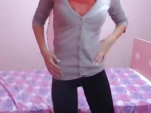 Hijab Hawt dance mashallah !!
