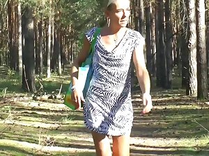E-Stim outdoor ,Public flashing in wood, jerking off