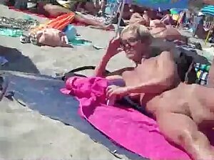 cap dagde beach 2 hot sexy bodies