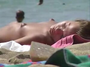 Beach - Puffies