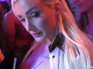Handsome guy is dancing for a bunch of aroused babes and getting ready for multiple blowjobs