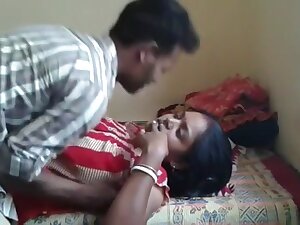 Bangla Boudi Getting Nude for Fuck
