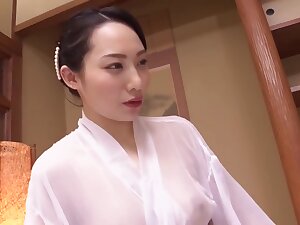 Yoshioka Hasumi 3