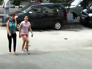 Indonesian - Novia Jakarta Ngewe Dengan Bule Crot Dimemek