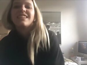 teen 18+ Dirty Talk bis zum Orgasmus