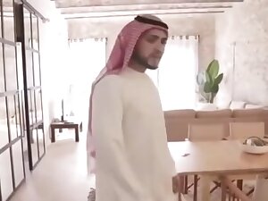 Sex Veiled Gulf Arab Wife Fuck Hard سكس منقبات