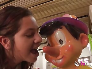 Alba, 18yo, and her first anal