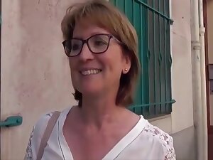 Salope depuis 50 ans &agrave la recherche de bite