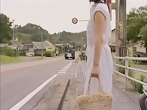 Asian Milf who expose armpit hair was by men on bus -HdMilfCam.com