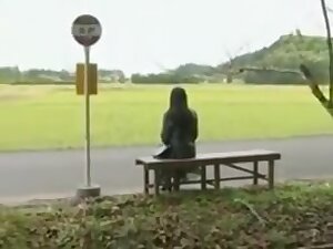 Deux chaudes lesbiennes en bus