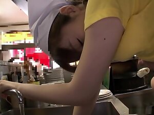 Mimi Asuka is making the best ramen in the whole neighborhood