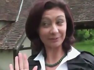French cougar anal and dp