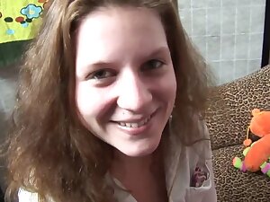 Tiener geniet van trio