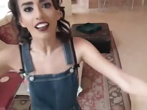 Life selector: your dreamgirl roomate: Janice Griffith