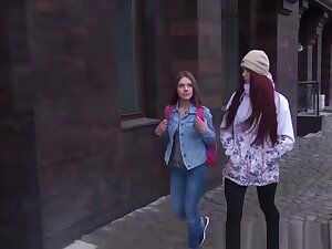 Sixtynining Lesbian teens 18+