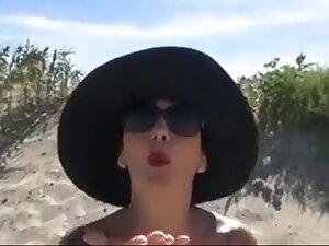 DOGGING je suce des bites a la plage