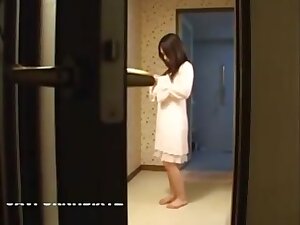 Mature Japanese Step mom creampie
