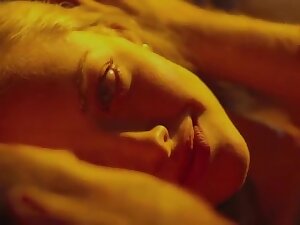 Amanda Seyfried - Step fathers and Step daughters (2015)