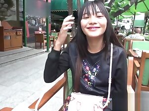 Sticking raw Japan cock inside Thai teen 18+ pussy