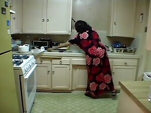 Mature Big Bertha Still Loves The Cock
