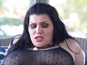 Angelina Castros Outdoor Solo Fuck Machine