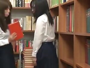 Chikan 054