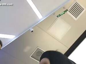 peeping chinese amateur upskirt.135