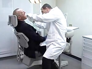 La Moglie del Dentista - 1 - EH