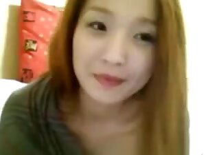 Chinese girl on webcam 070