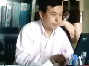 Chinese Woman Boss Fucked By Own Employee